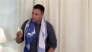 Orosz fiatal csaj és a két cerka