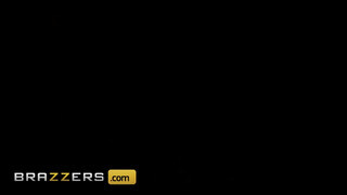 Brazzers - Cherie Deville tinédzser hapsival hancúrozik