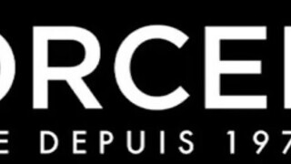 Dorcelclub.com - dupla fekete maca megosztozik egy srácon