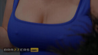 Brazzers - Quinn Waters tini pasassal kúr