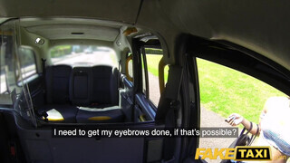 Fake Taxi - Kiki Minaj fenekét a taxis reszeli