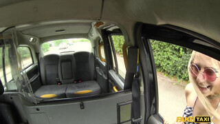 Fake Taxi - Zsenge szuka segget nyal