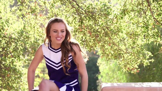 Jillian Janson a bájos pici sulis szuka