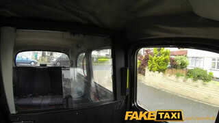 FakeTaxi - egy vadító irodista csajszi