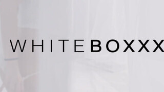 WhiteBoxxx - Jia Lissa és Sabrisse dögös orosz csajok egymással foglalkoznak
