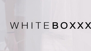 WHITEBOXXX - Nicole Pearl bombázó baszása a barátjával