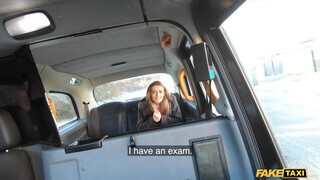 Fake Taxi - 18 éves bige ánuszba tolva