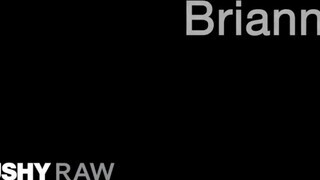 TUSHYRAW - Brianna a csábító brazil milf