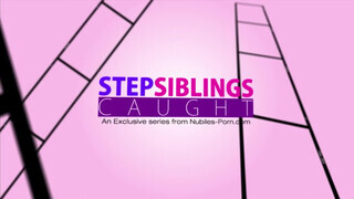 StepSiblingsCaught - Carmen Caliente a vastag méretes fügyit kamázza