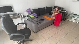 Davcina derekasan orálozza a farkat