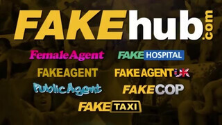 Public Agent - Csoki hajú pici cickós fiatal maca