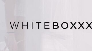WHITEBOXXX - Francys Belle a gigantikus cickós bige