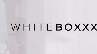 WHITEBOXXX - Chloe Lamour a gigantikus tőgyes milf