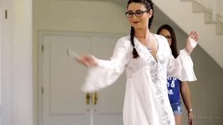 Alice szeretkezik aphroditéval