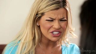 Abby Lee Latina és Adriana Sephora forró zsenge lesbi játékai