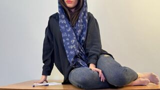Csábító arab milf megbassza a bankárt a vámért